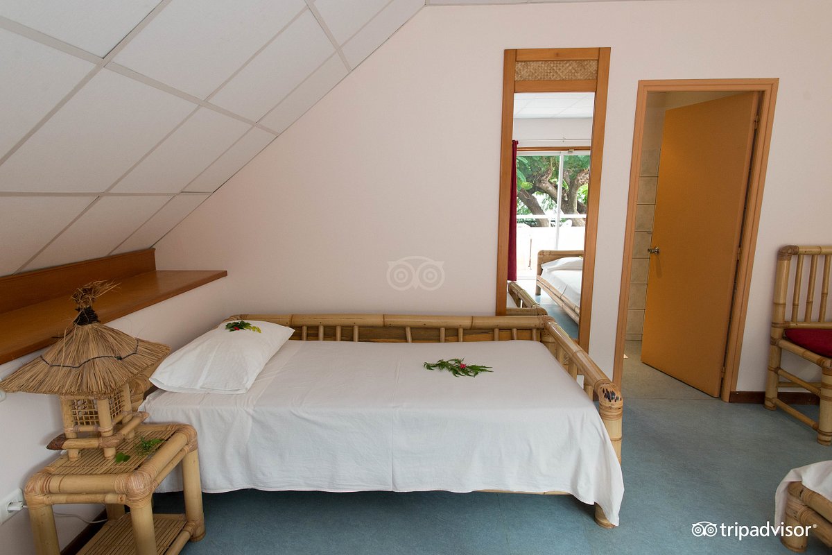 A/C Room & Kitchenette