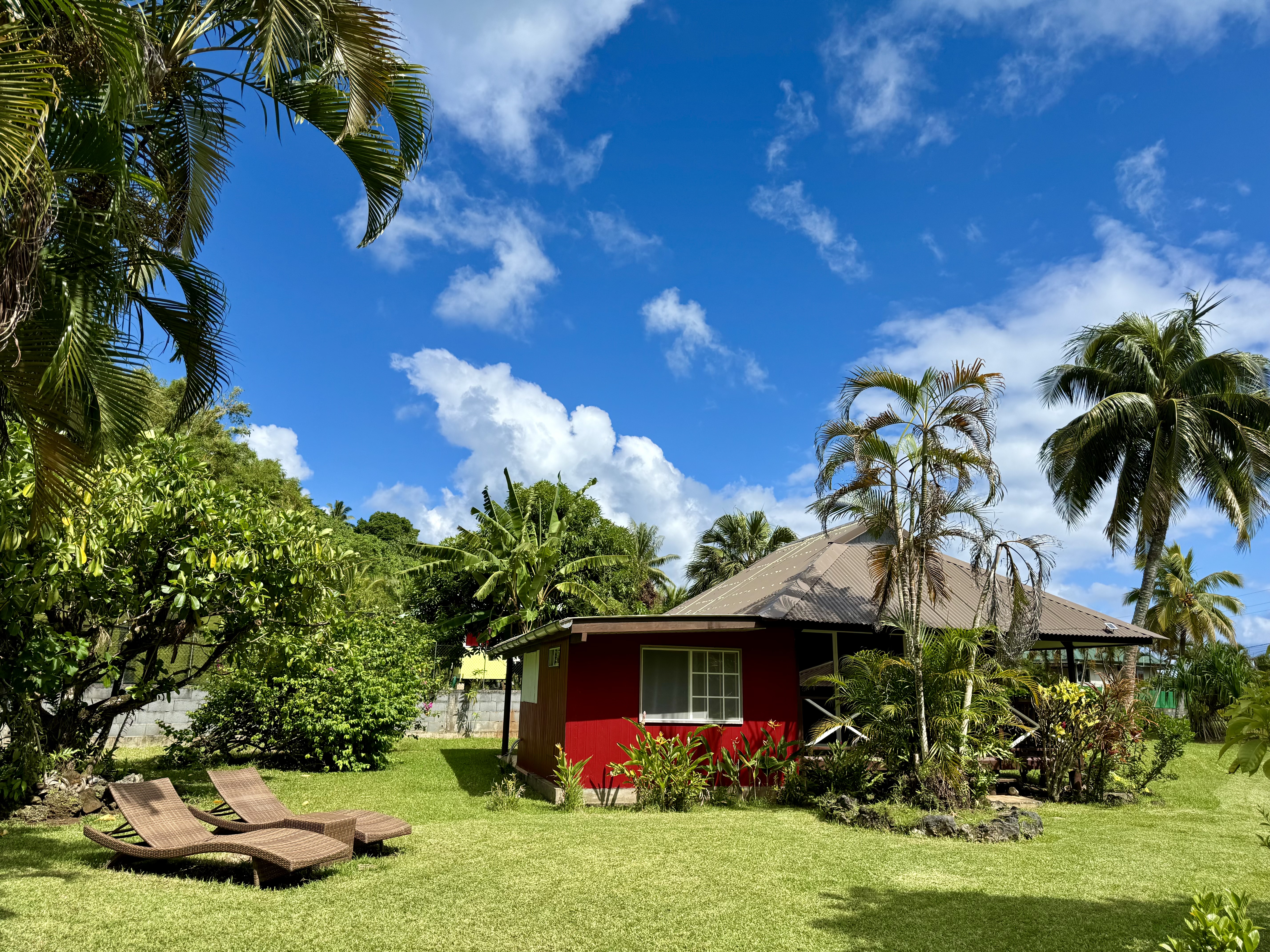 A/C 2BR Bungalow & Kitchenette, Hibiscus & Half Board