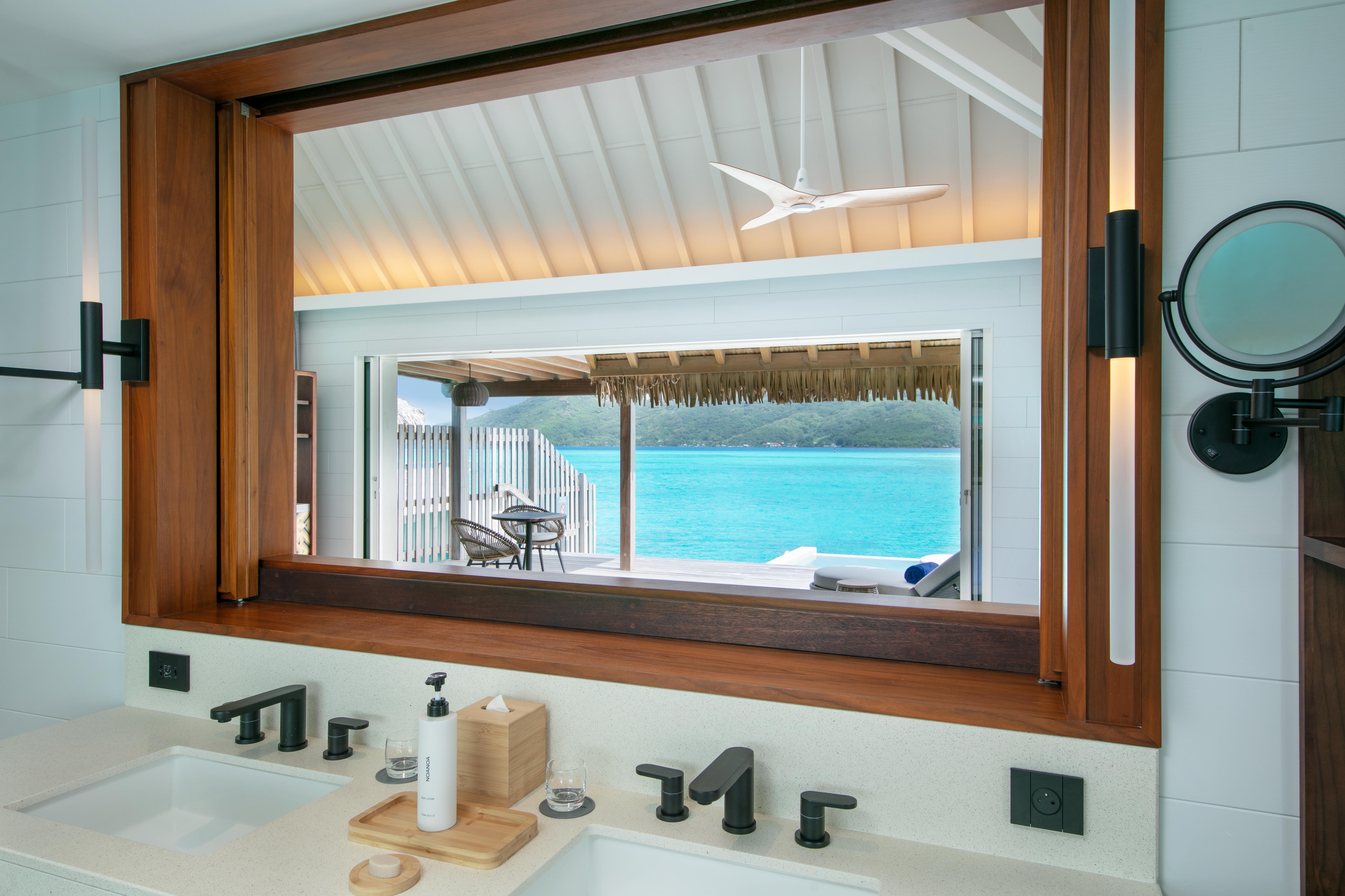 Villa et piscine premium sur pilotis ABF Otemanu